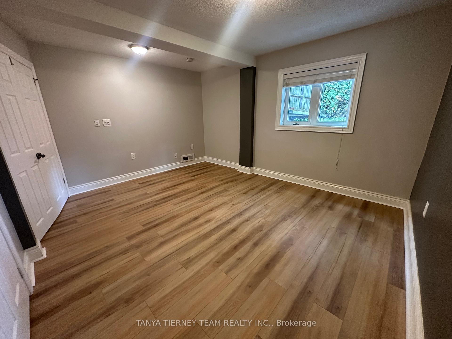 Photo 15 of 206B Palace Street, Whitby, Downtown Whitby — HOMEH