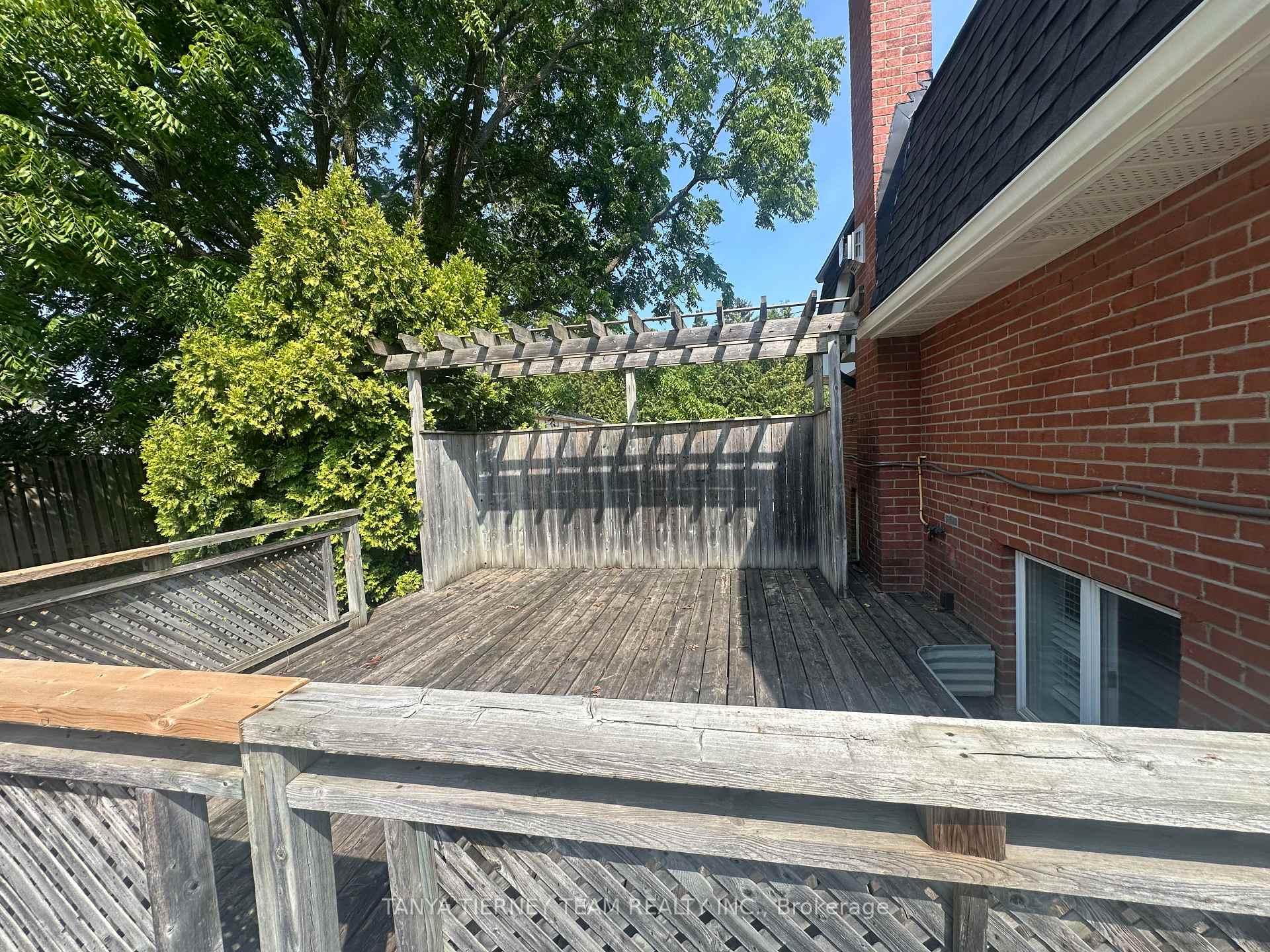 Photo 19 of 206B Palace Street, Whitby, Downtown Whitby — HOMEH