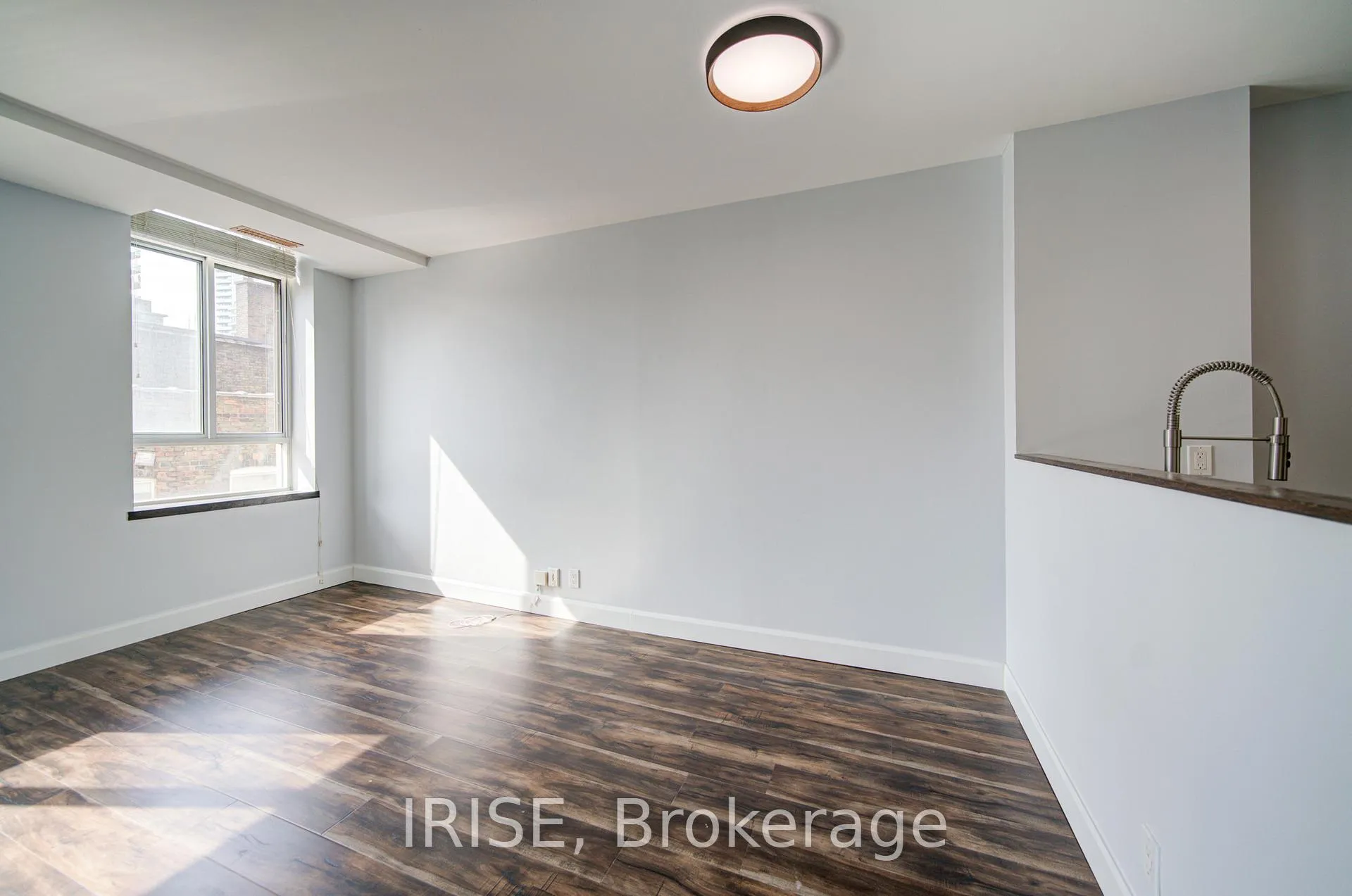 Photo 9 of Unit 504, 135 Maitland St, Toronto, Church-Yonge Corridor — HOMEH