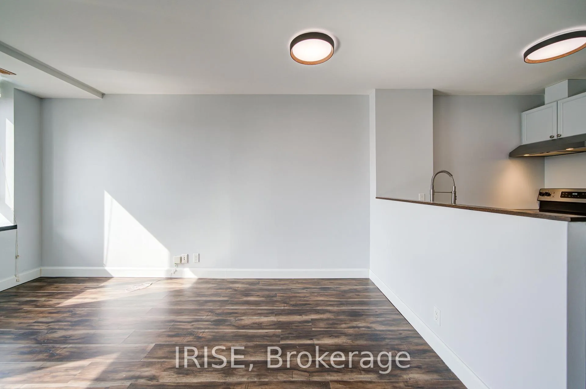 Photo 10 of Unit 504, 135 Maitland St, Toronto, Church-Yonge Corridor — HOMEH