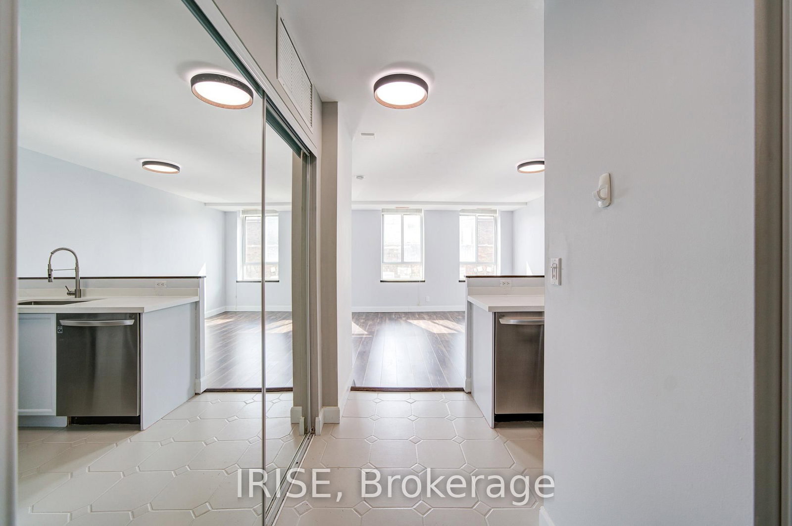 Photo 28 of Unit 504, 135 Maitland St, Toronto, Church-Yonge Corridor — HOMEH