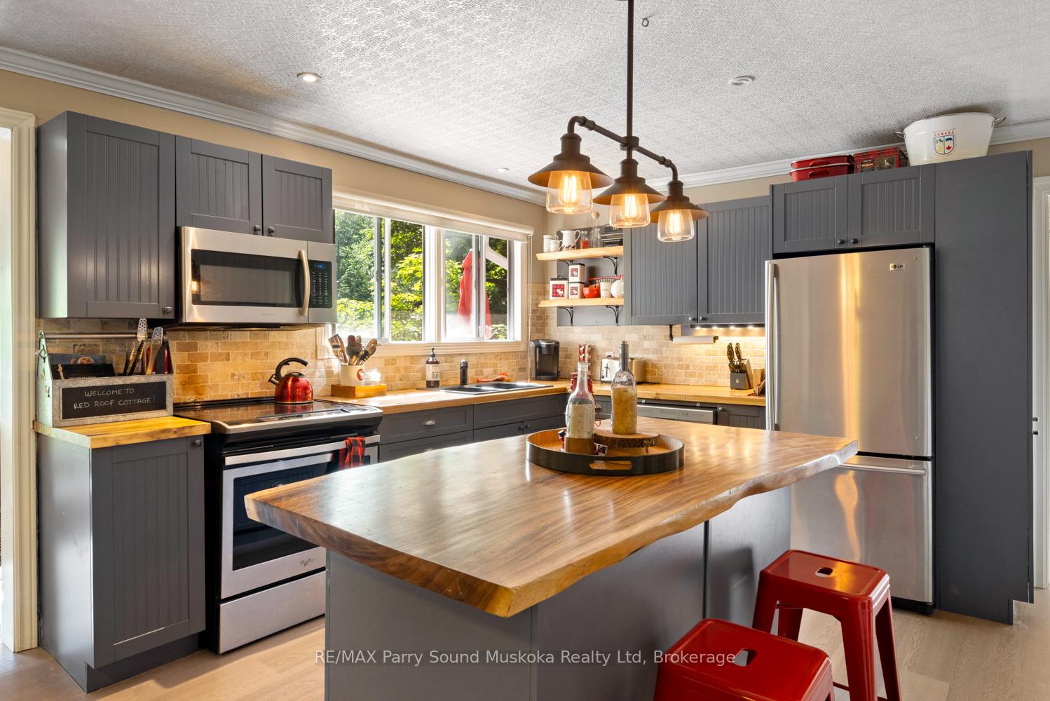 Photo 20 of 74 Captain Estates Rd, Whitestone, Hagerman — HOMEH