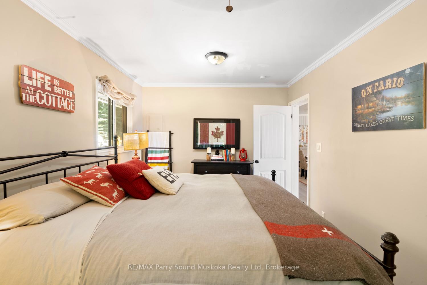 Photo 36 of 74 Captain Estates Rd, Whitestone, Hagerman — HOMEH