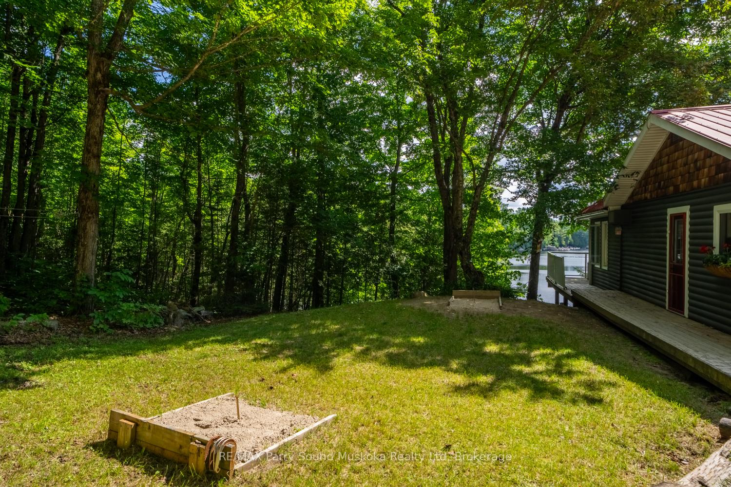 Photo 41 of 74 Captain Estates Rd, Whitestone, Hagerman — HOMEH