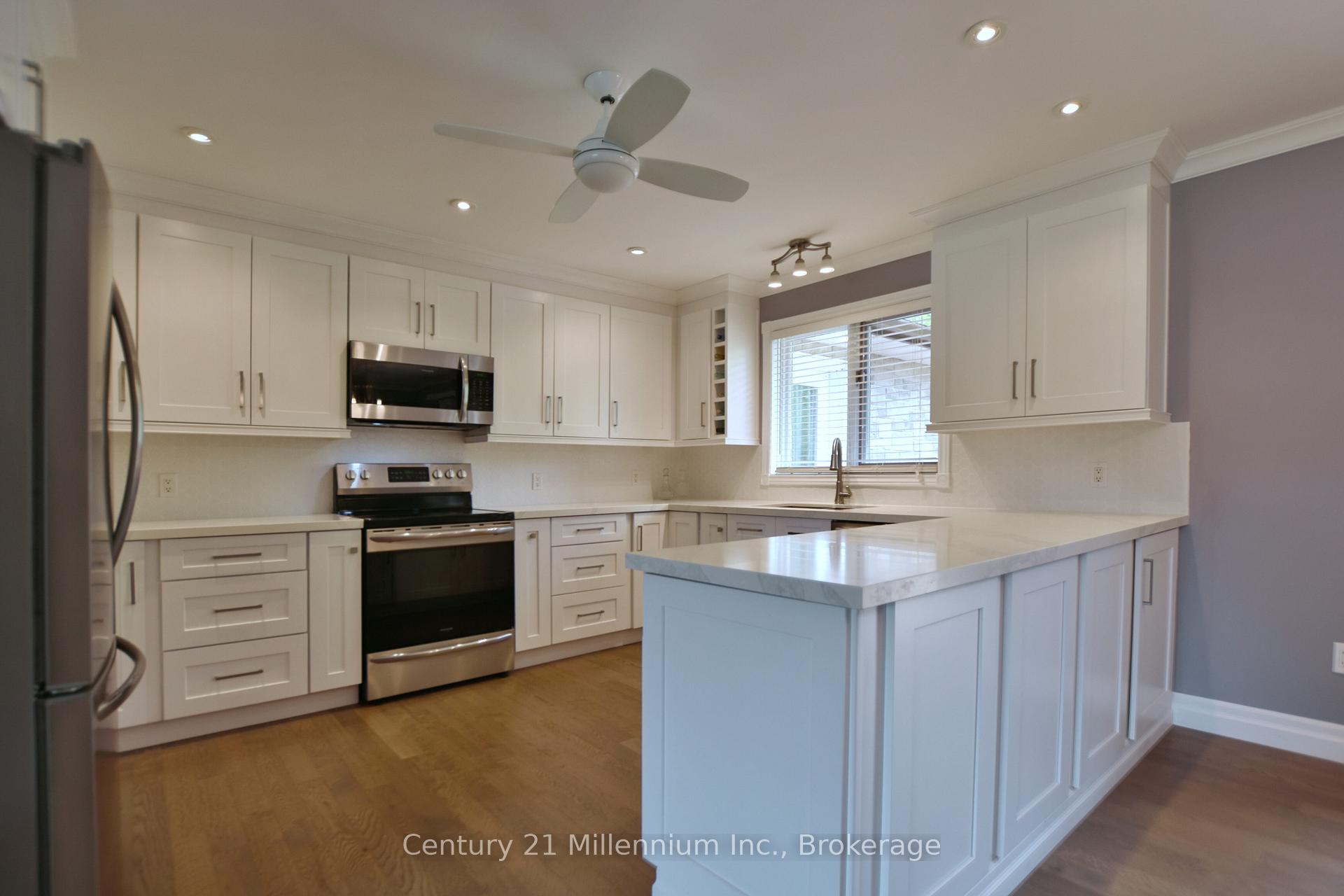 Photo 22 of 48 Indianola Crescent, Wasaga Beach — HOMEH