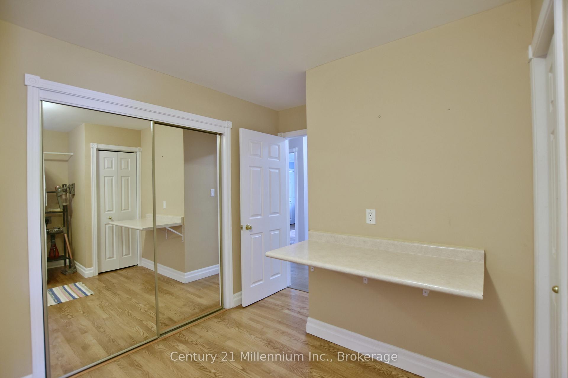 Photo 41 of 48 Indianola Crescent, Wasaga Beach — HOMEH