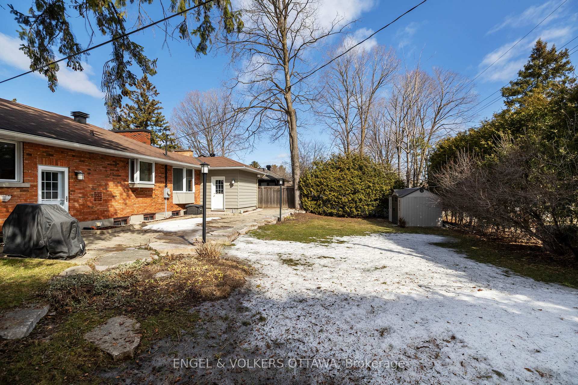 Photo 32 of 2055 Thorne Avenue, Ottawa, Alta Vista/Faircrest Heights — HOMEH