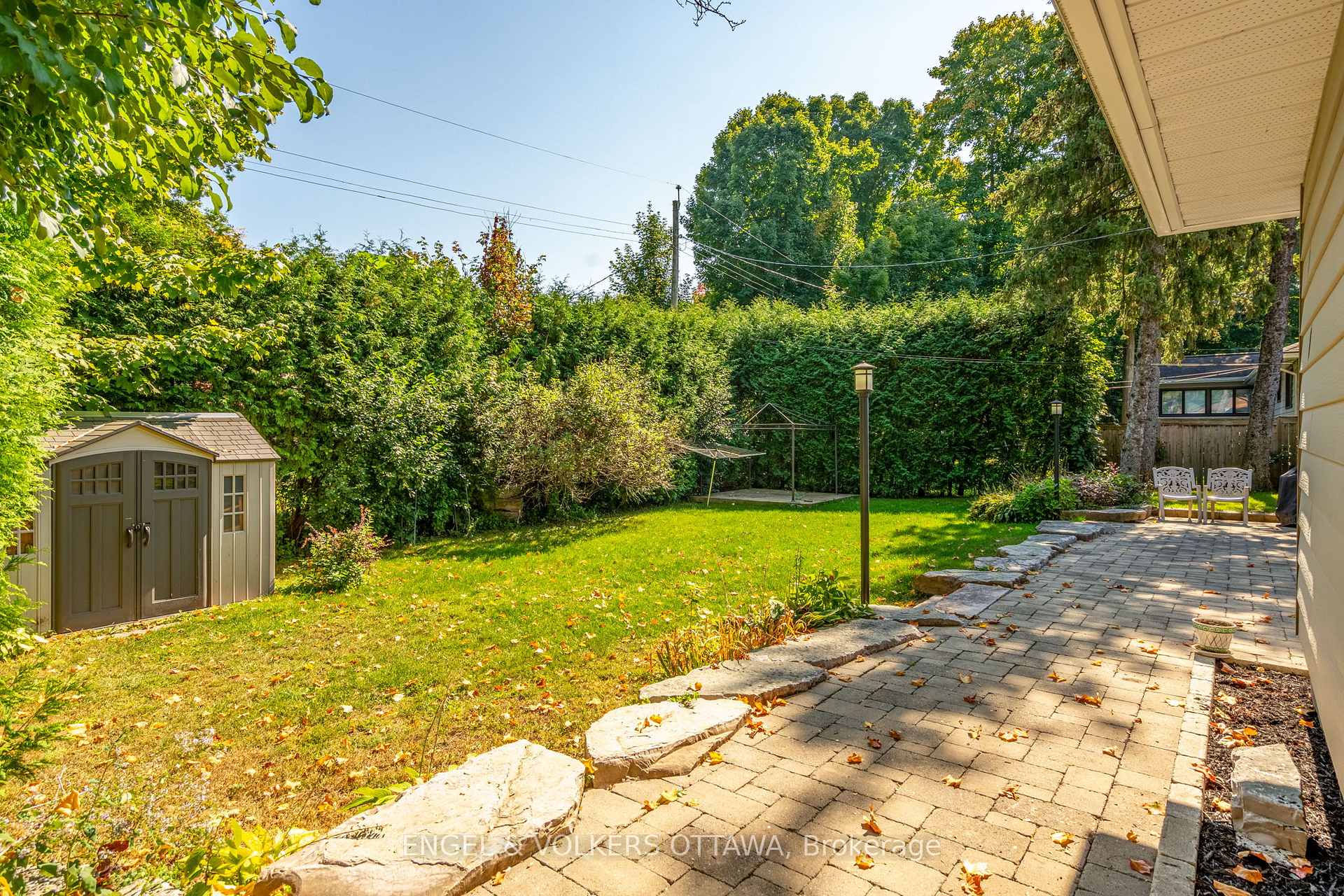 Photo 36 of 2055 Thorne Avenue, Ottawa, Alta Vista/Faircrest Heights — HOMEH