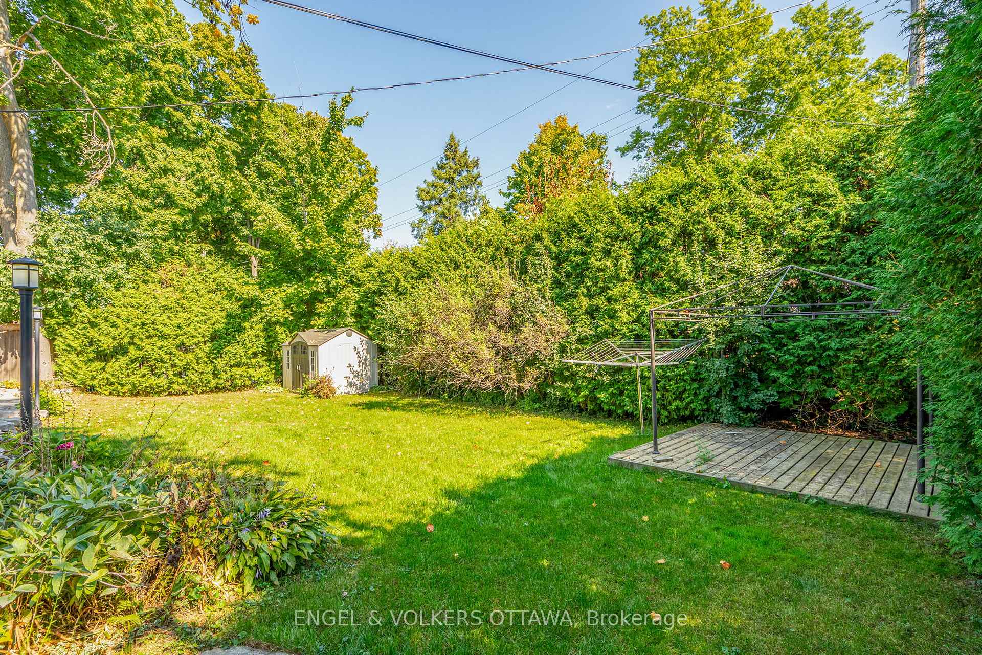 Photo 37 of 2055 Thorne Avenue, Ottawa, Alta Vista/Faircrest Heights — HOMEH