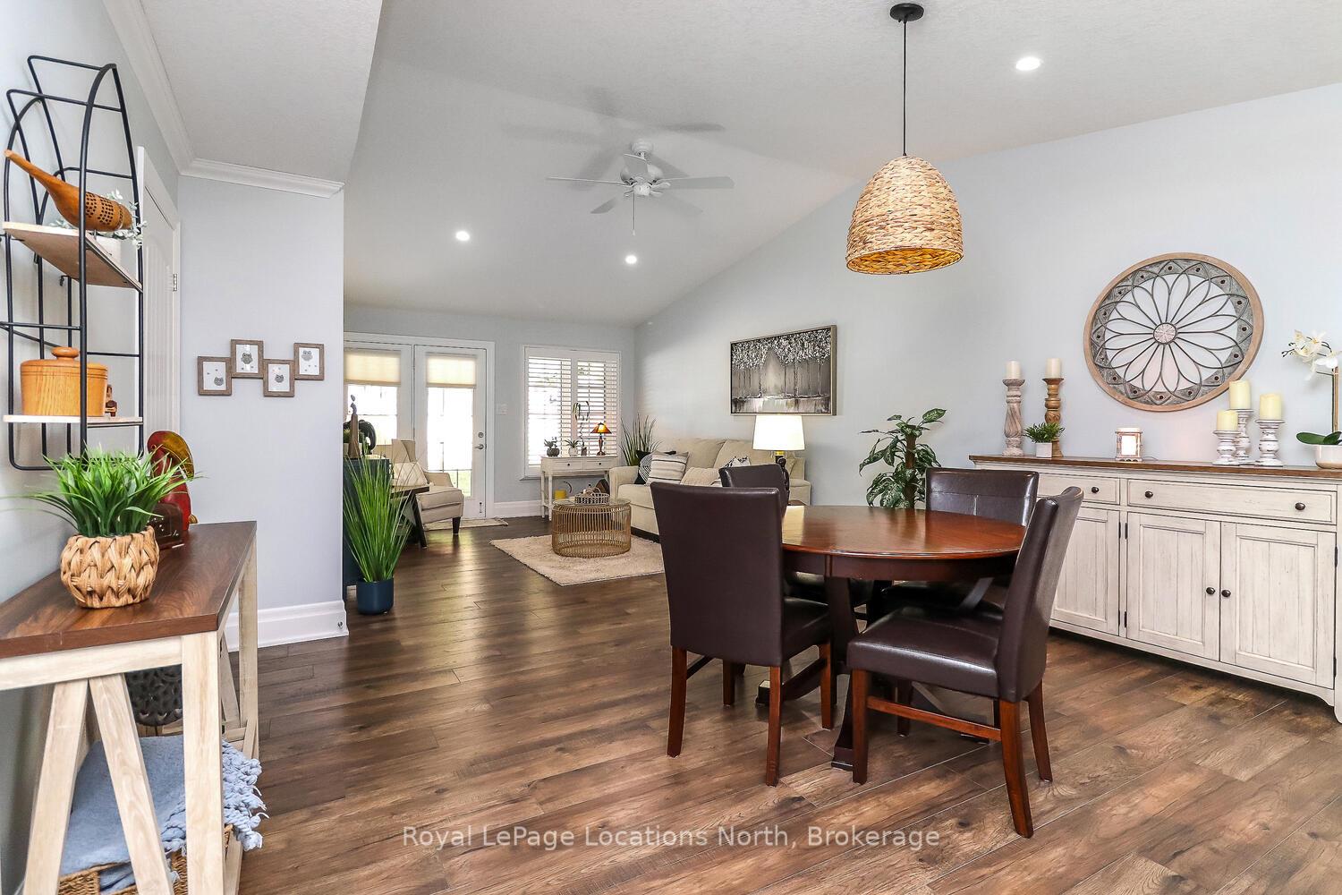 Photo 17 of 56 Garden Grove Crescent, Wasaga Beach — HOMEH