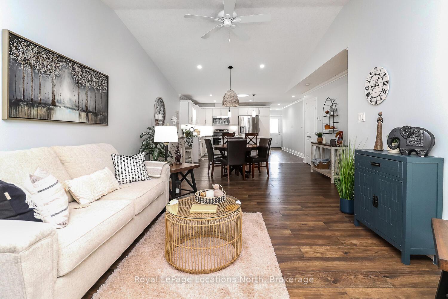 Photo 22 of 56 Garden Grove Crescent, Wasaga Beach — HOMEH