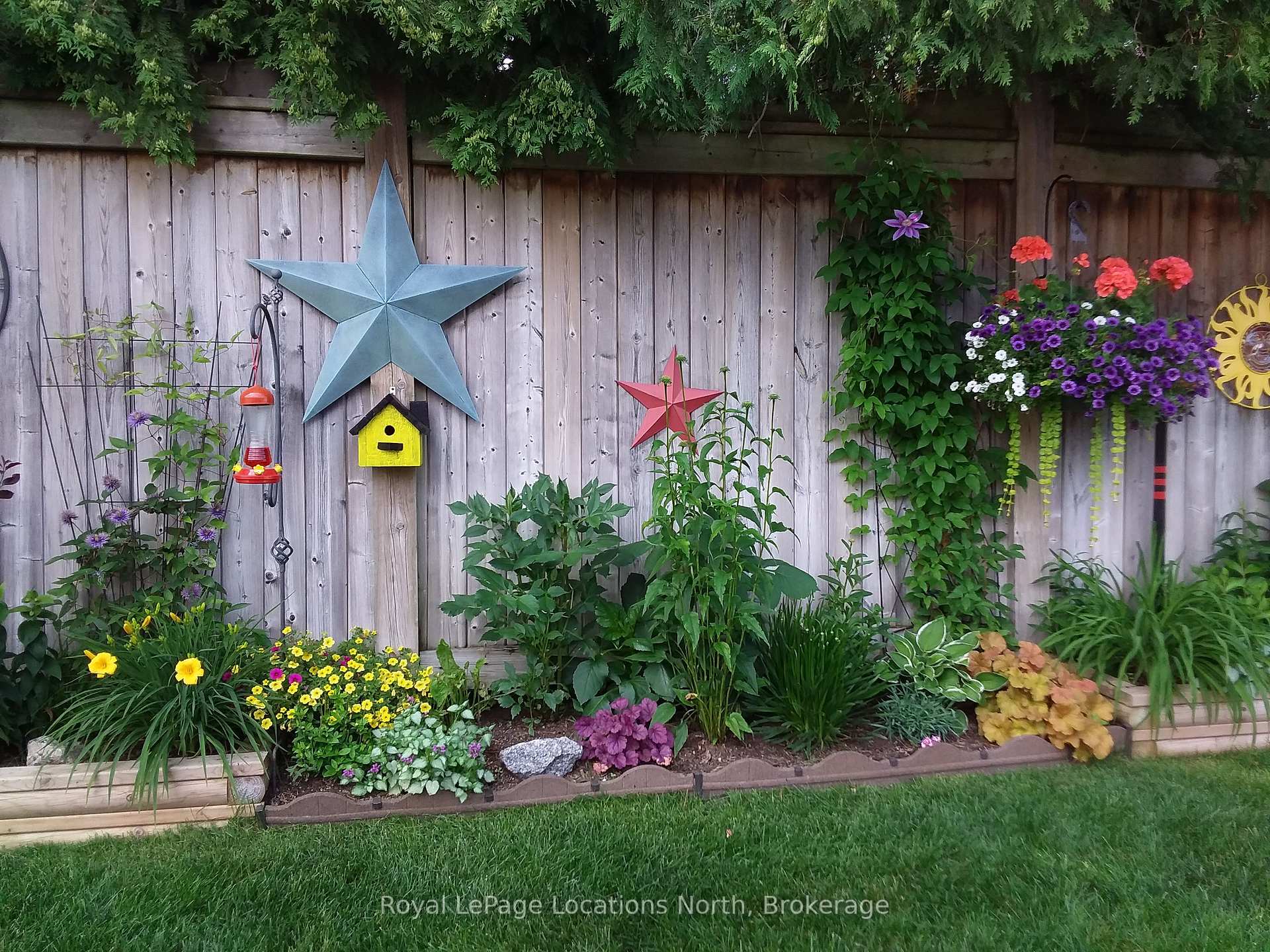 Photo 37 of 56 Garden Grove Crescent, Wasaga Beach — HOMEH