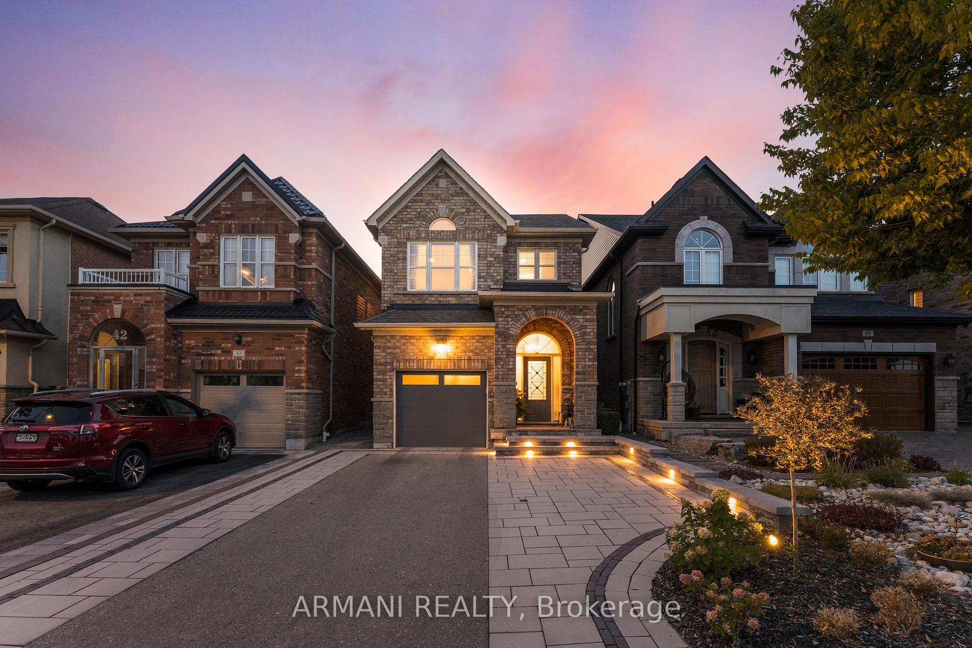 Photo 2 of 44 Alex Black Street, Vaughan, Patterson — HOMEH