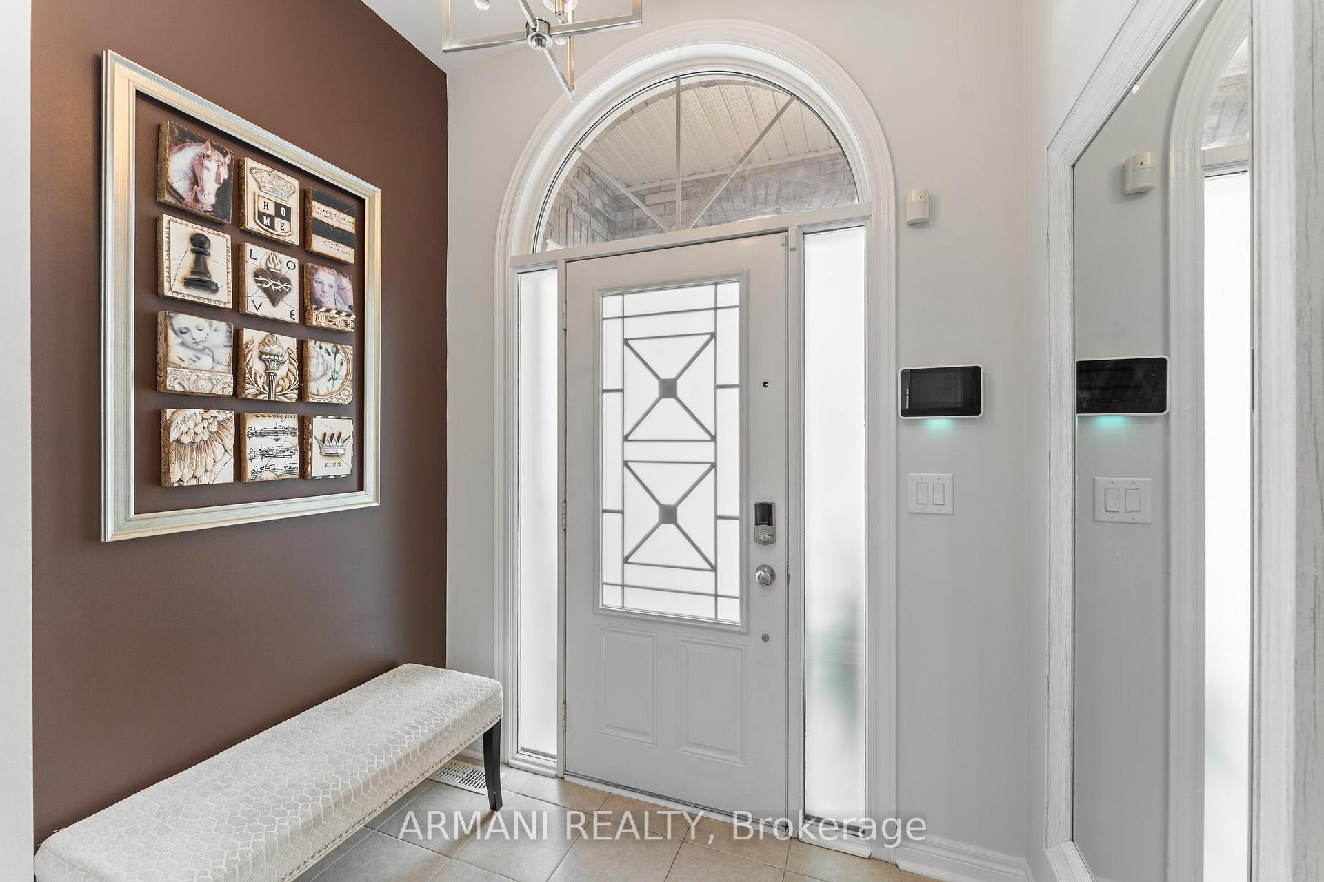 Photo 5 of 44 Alex Black Street, Vaughan, Patterson — HOMEH