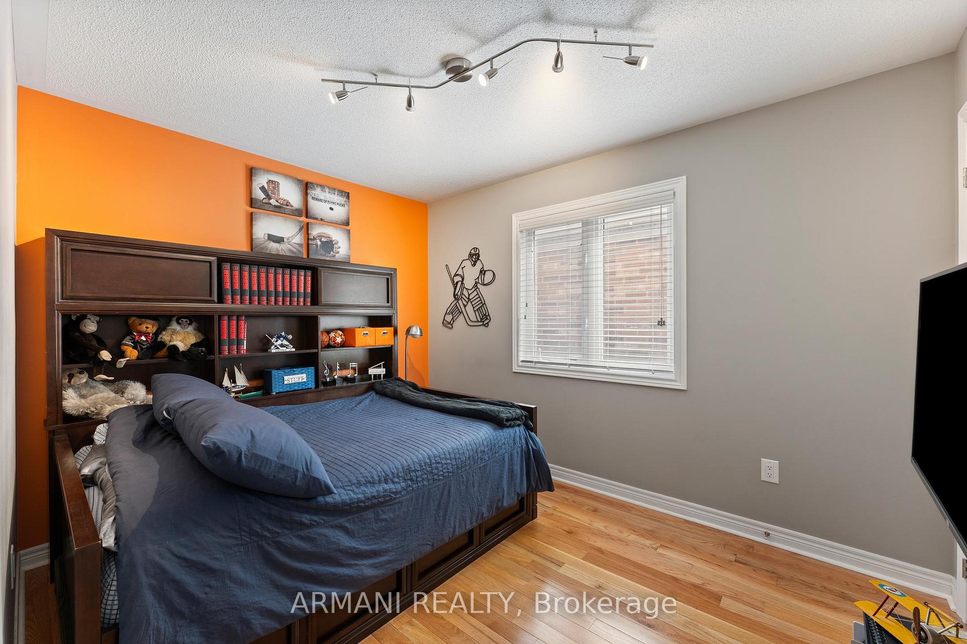 Photo 31 of 44 Alex Black Street, Vaughan, Patterson — HOMEH