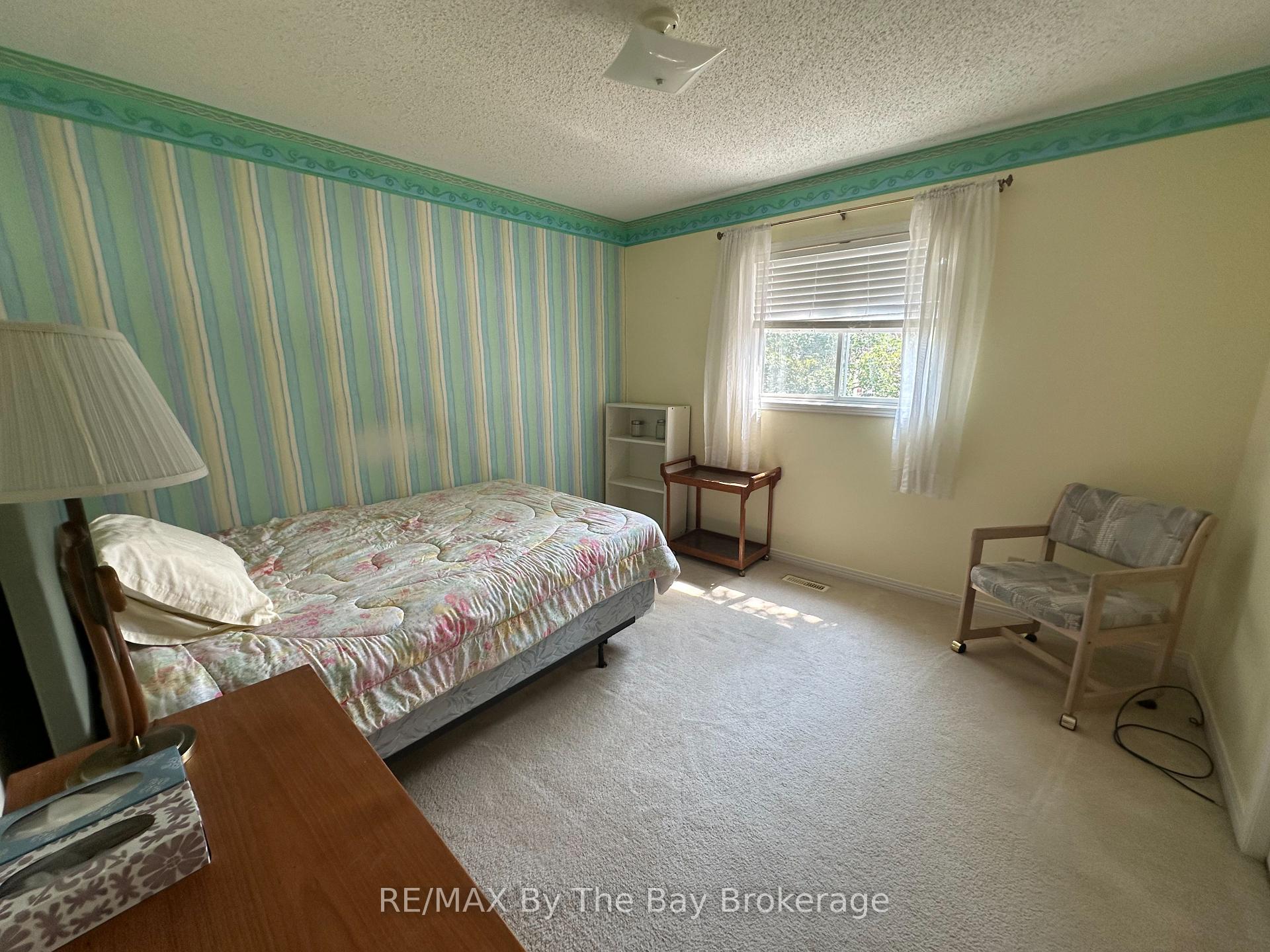 Photo 9 of 47 Dyer Drive, Wasaga Beach — HOMEH