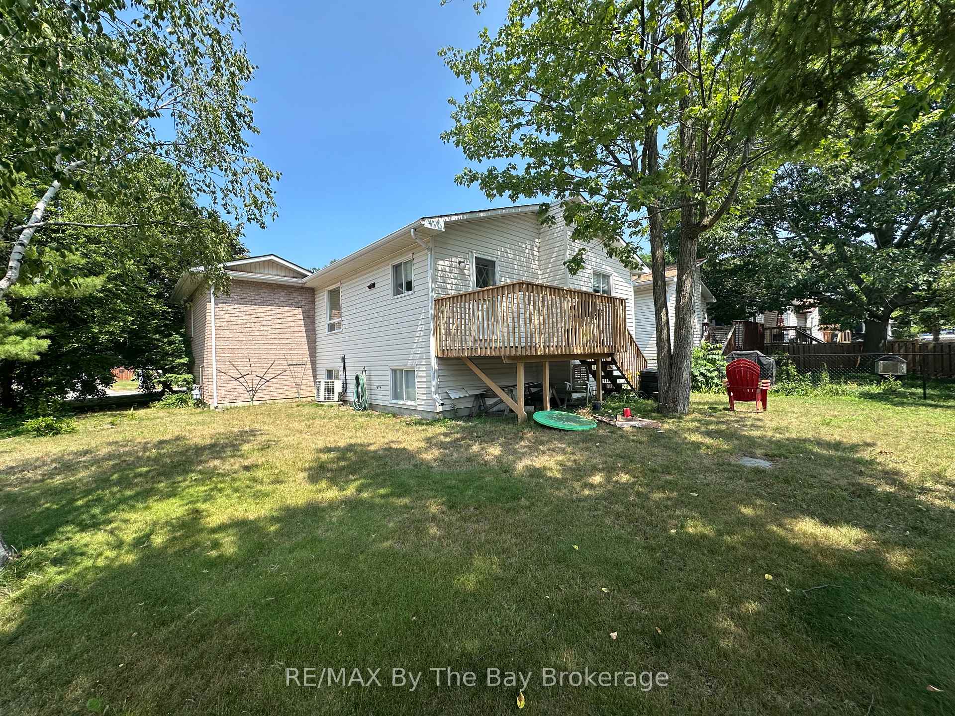 Photo 13 of 47 Dyer Drive, Wasaga Beach — HOMEH
