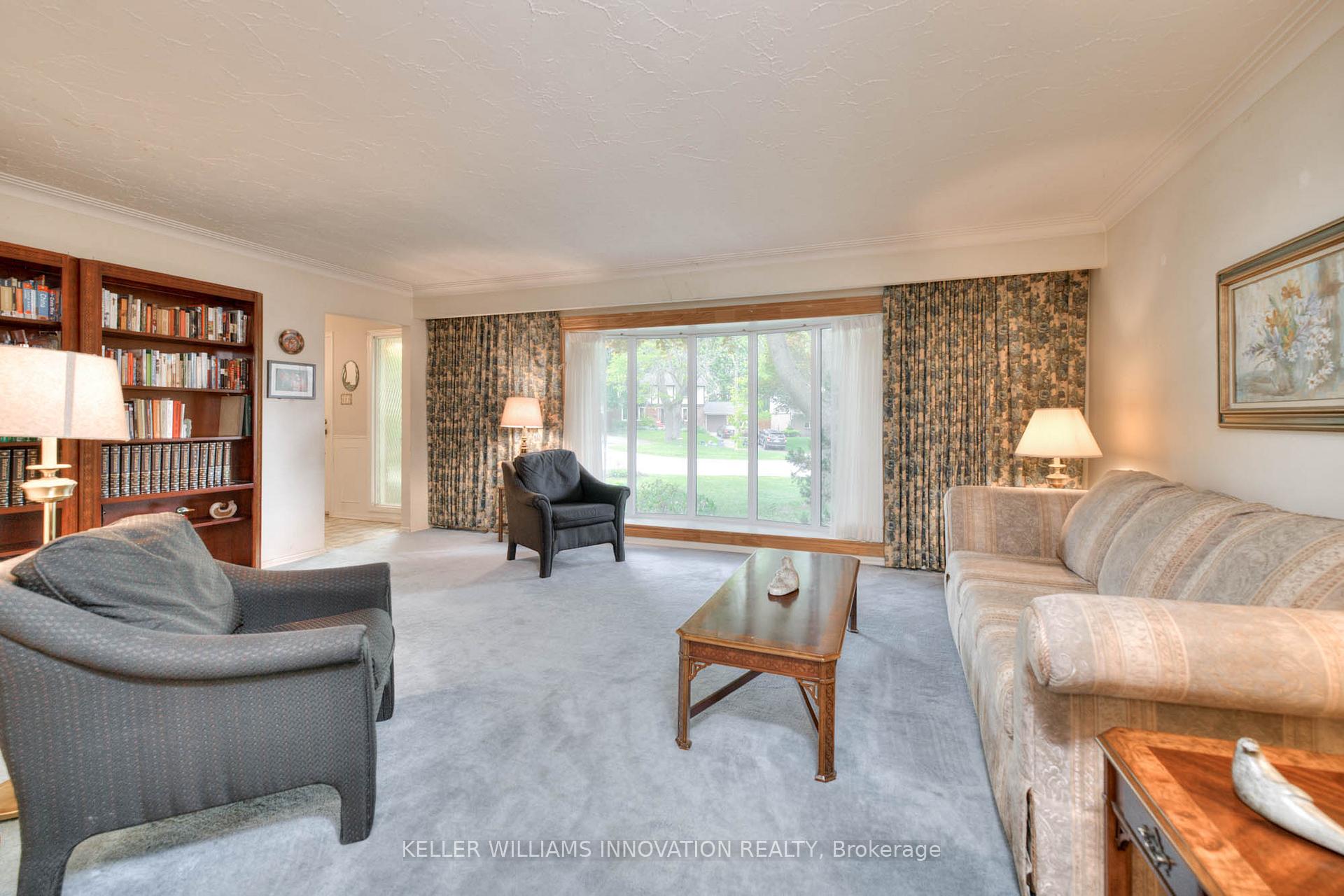 Photo 4 of 361 Coleridge Place, Waterloo — HOMEH
