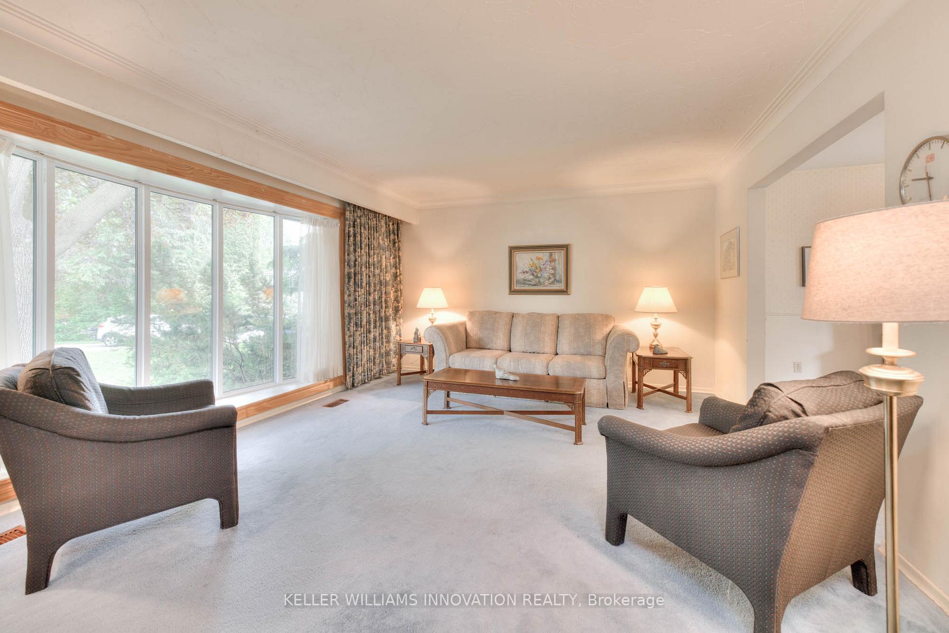 Photo 5 of 361 Coleridge Place, Waterloo — HOMEH