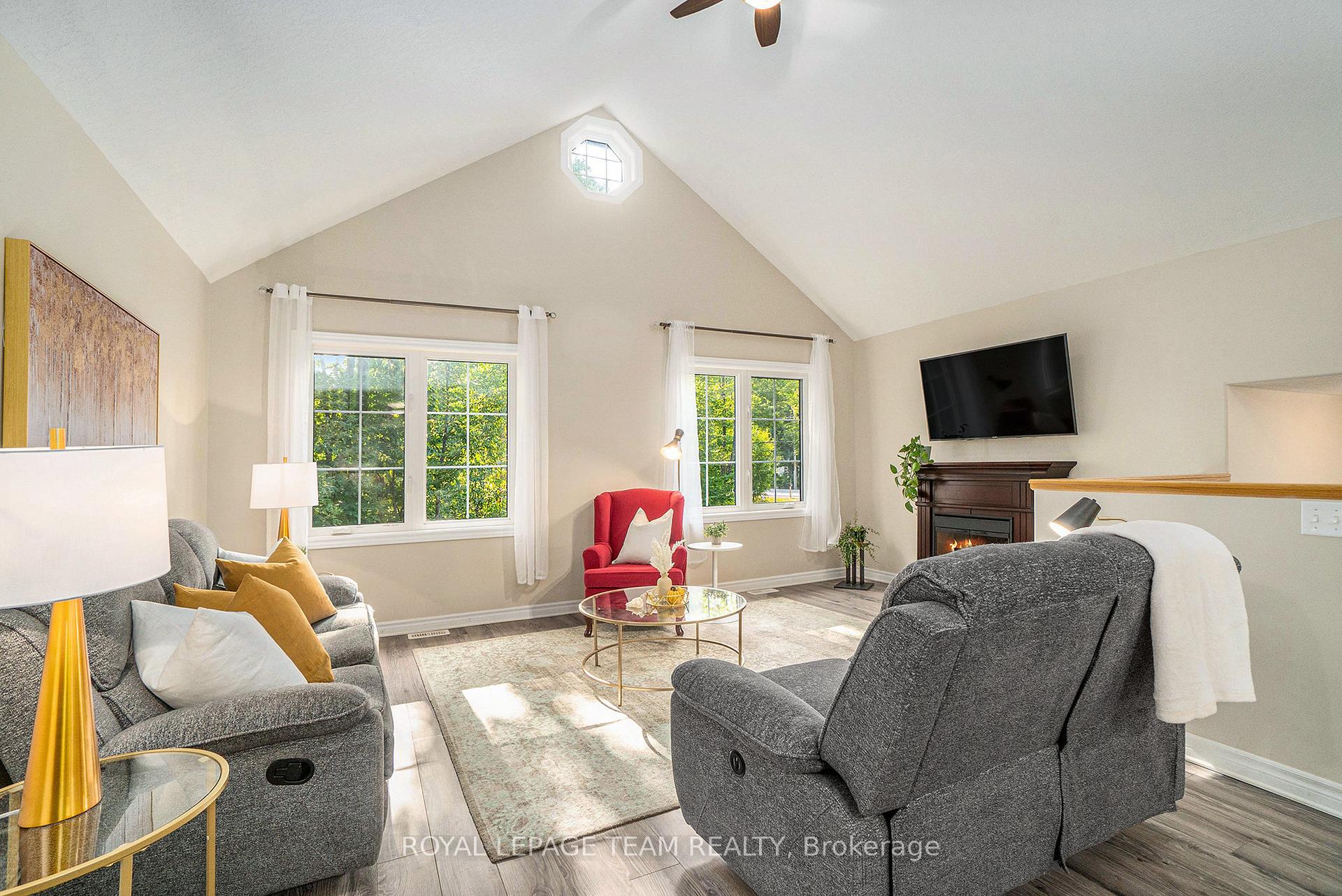 Photo 3 of 2025 Richmond Road, Beckwith, Beckwith Twp — HOMEH
