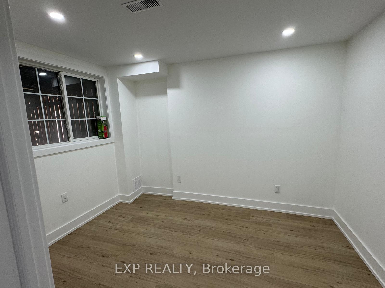 Photo 4 of 59 Del Francesco Way, Vaughan, Vellore Village — HOMEH