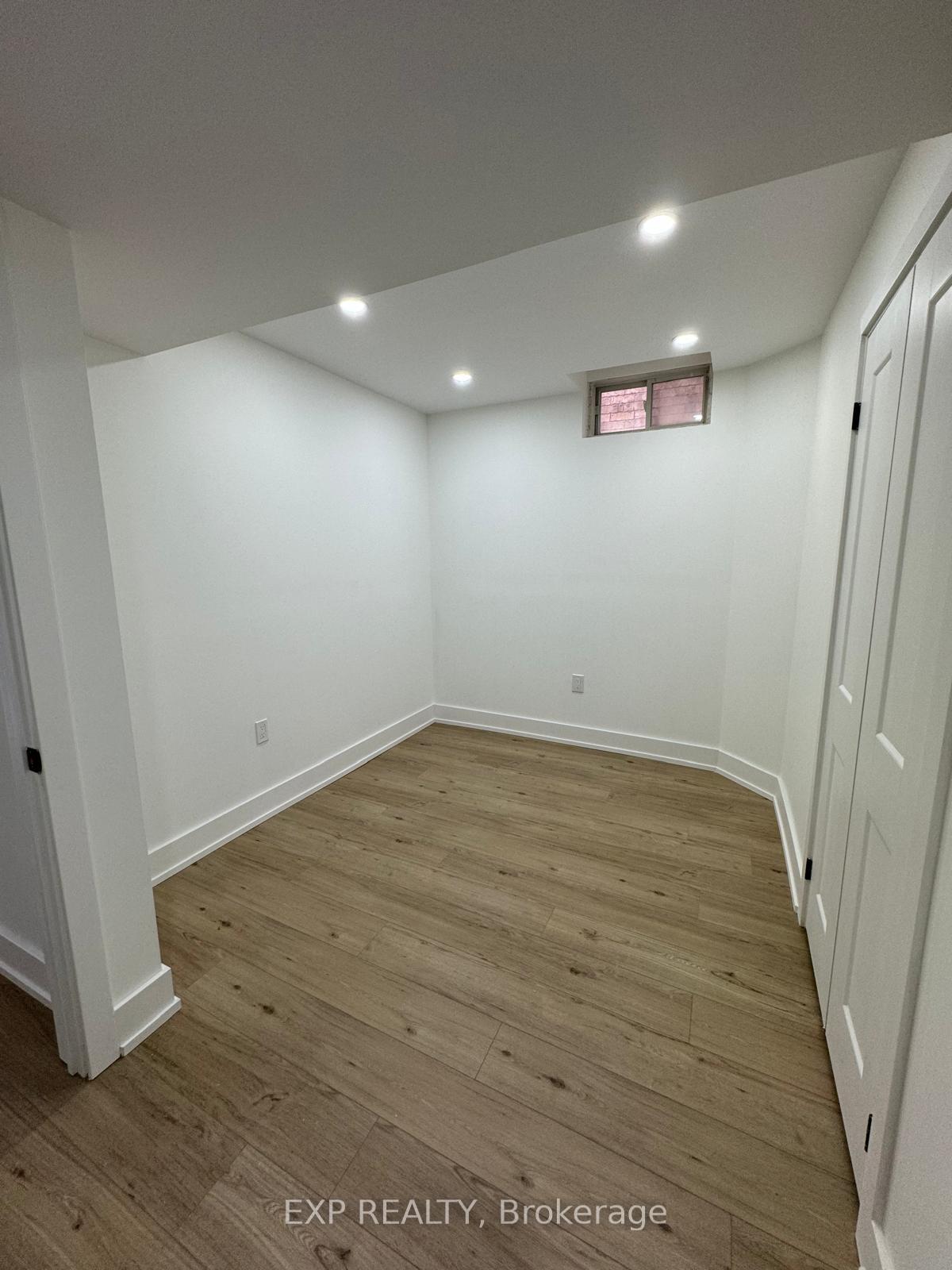 Photo 5 of 59 Del Francesco Way, Vaughan, Vellore Village — HOMEH