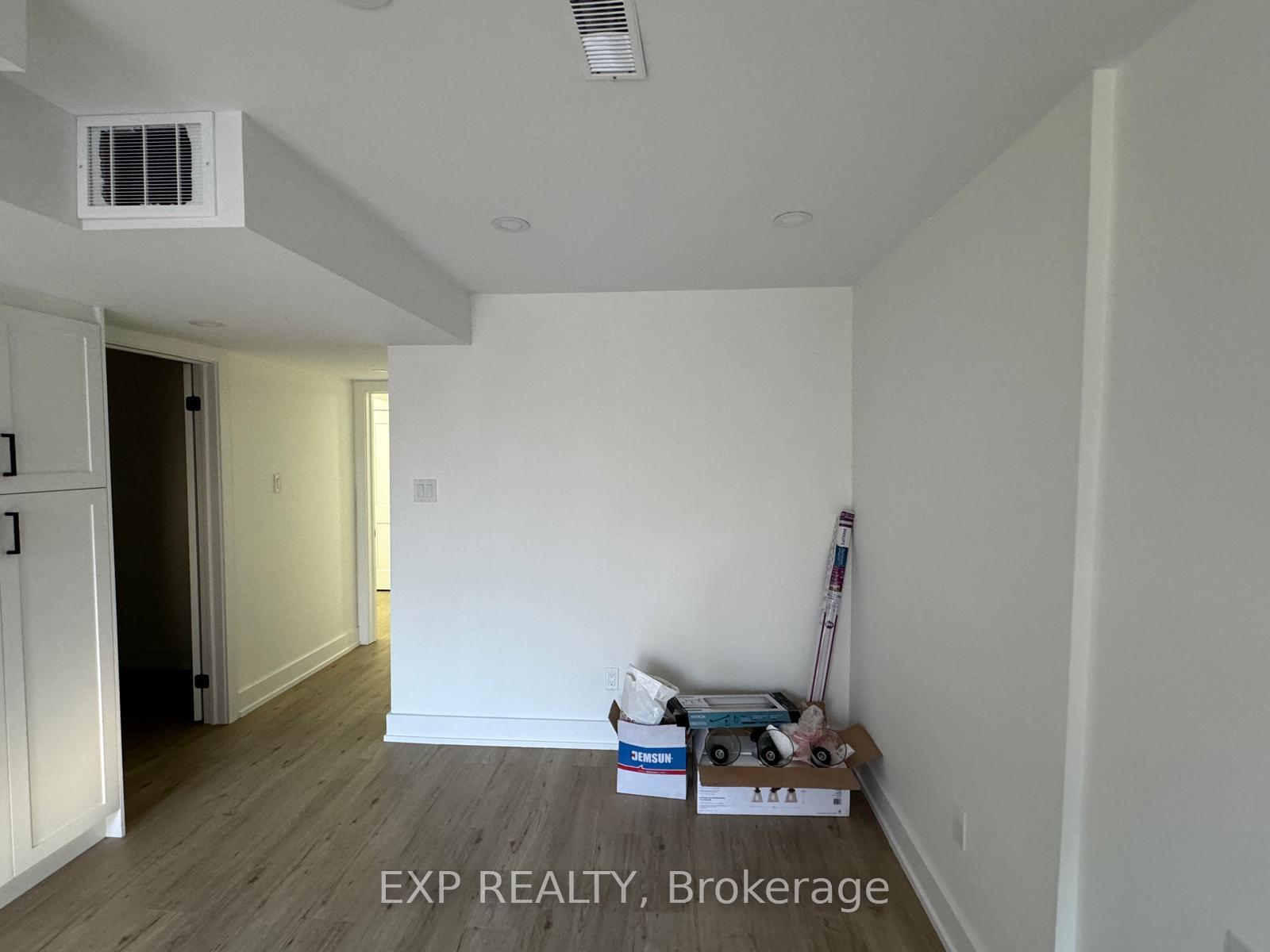 Photo 6 of 59 Del Francesco Way, Vaughan, Vellore Village — HOMEH