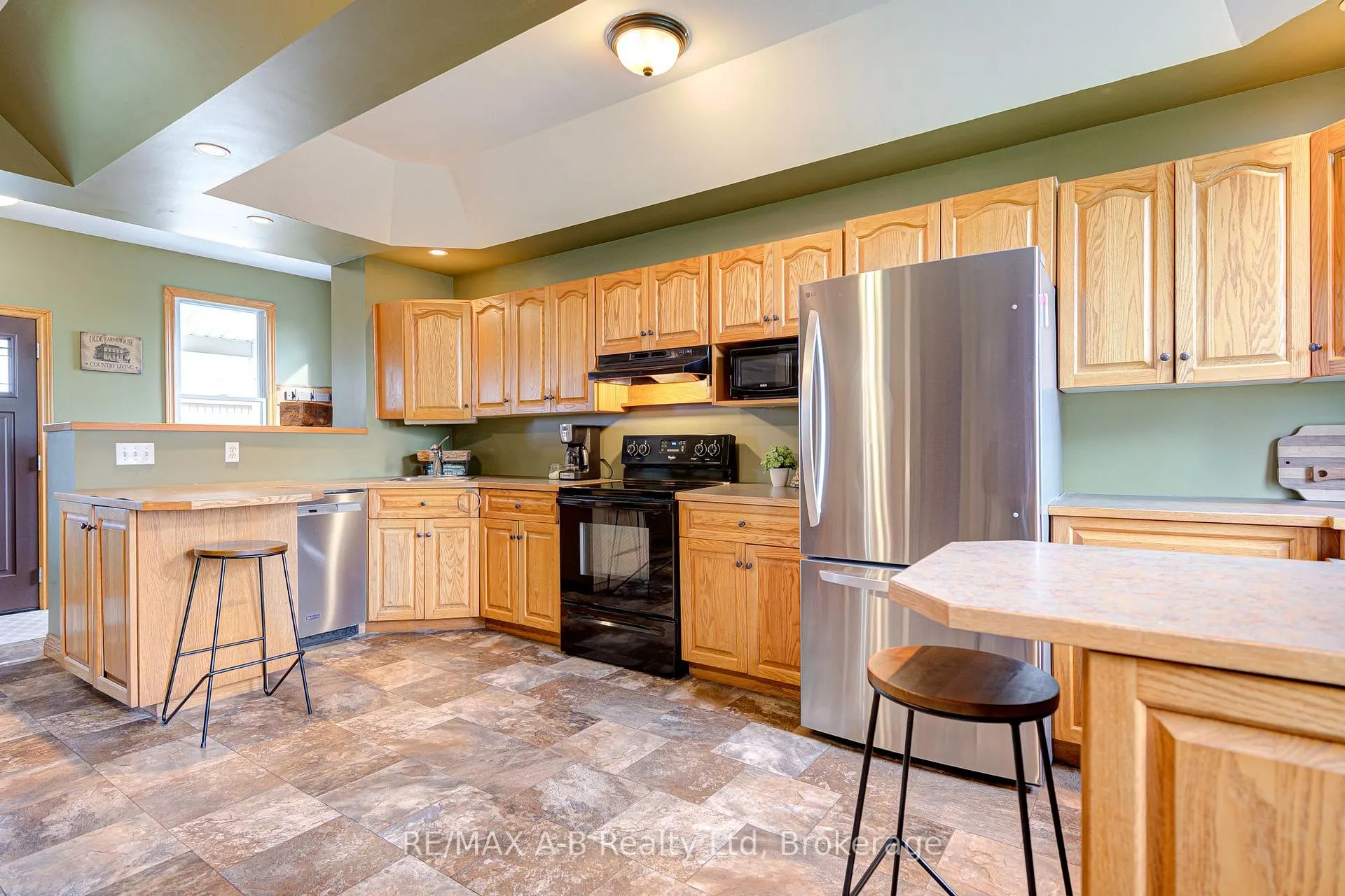 Photo 4 of 6355 Perth Rd 55 Line, West Perth, Logan — HOMEH