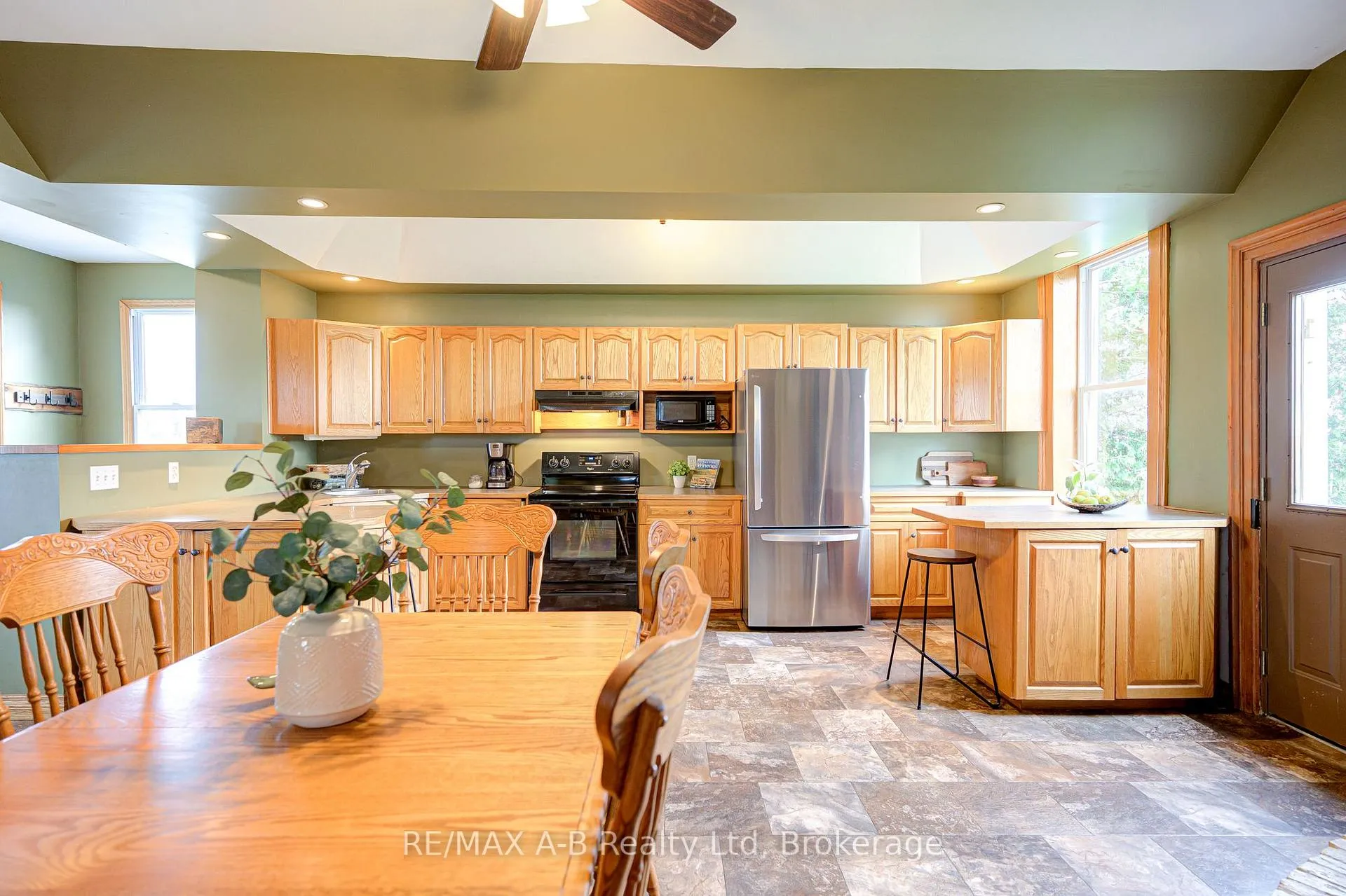 Photo 5 of 6355 Perth Rd 55 Line, West Perth, Logan — HOMEH