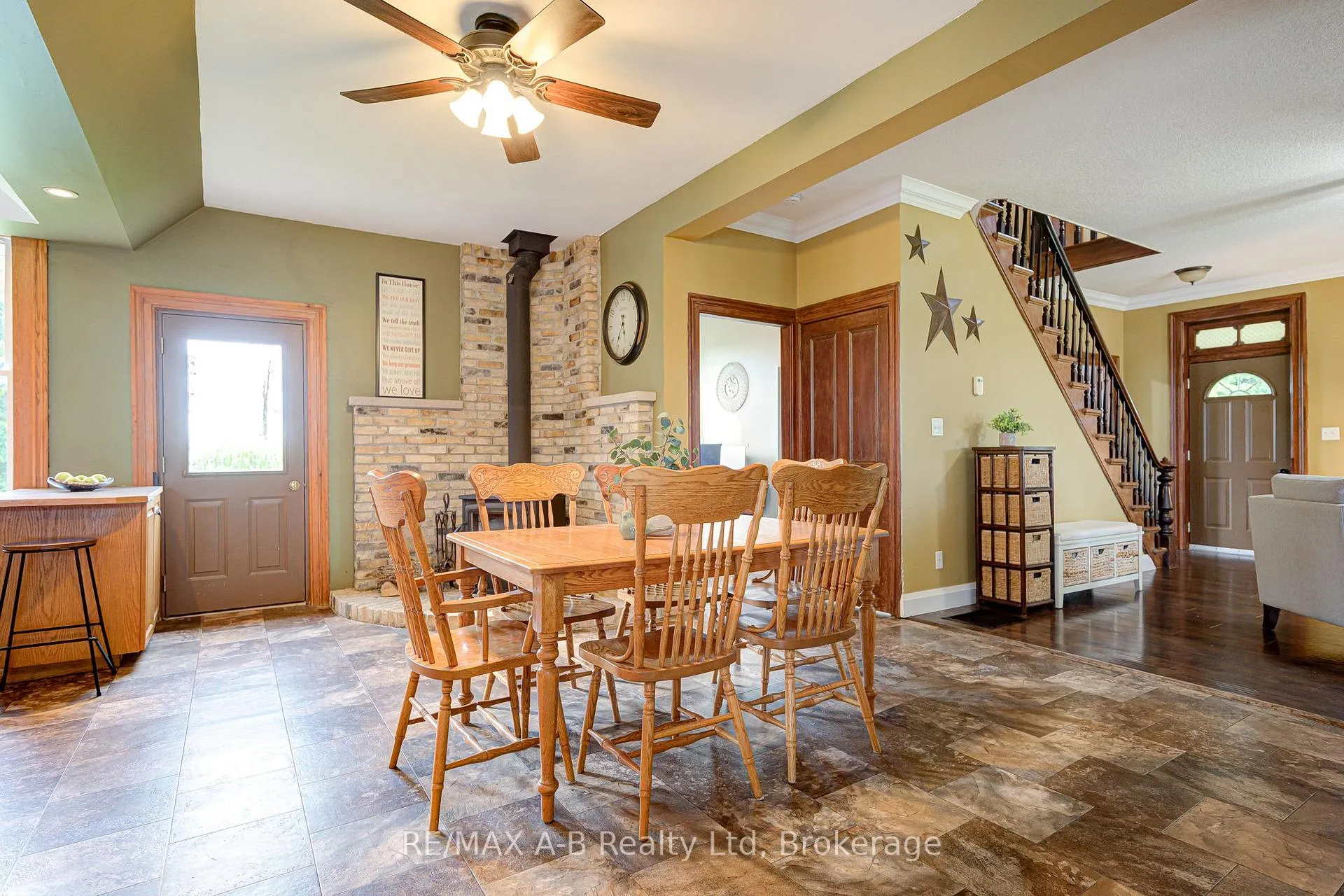 Photo 9 of 6355 Perth Rd 55 Line, West Perth, Logan — HOMEH