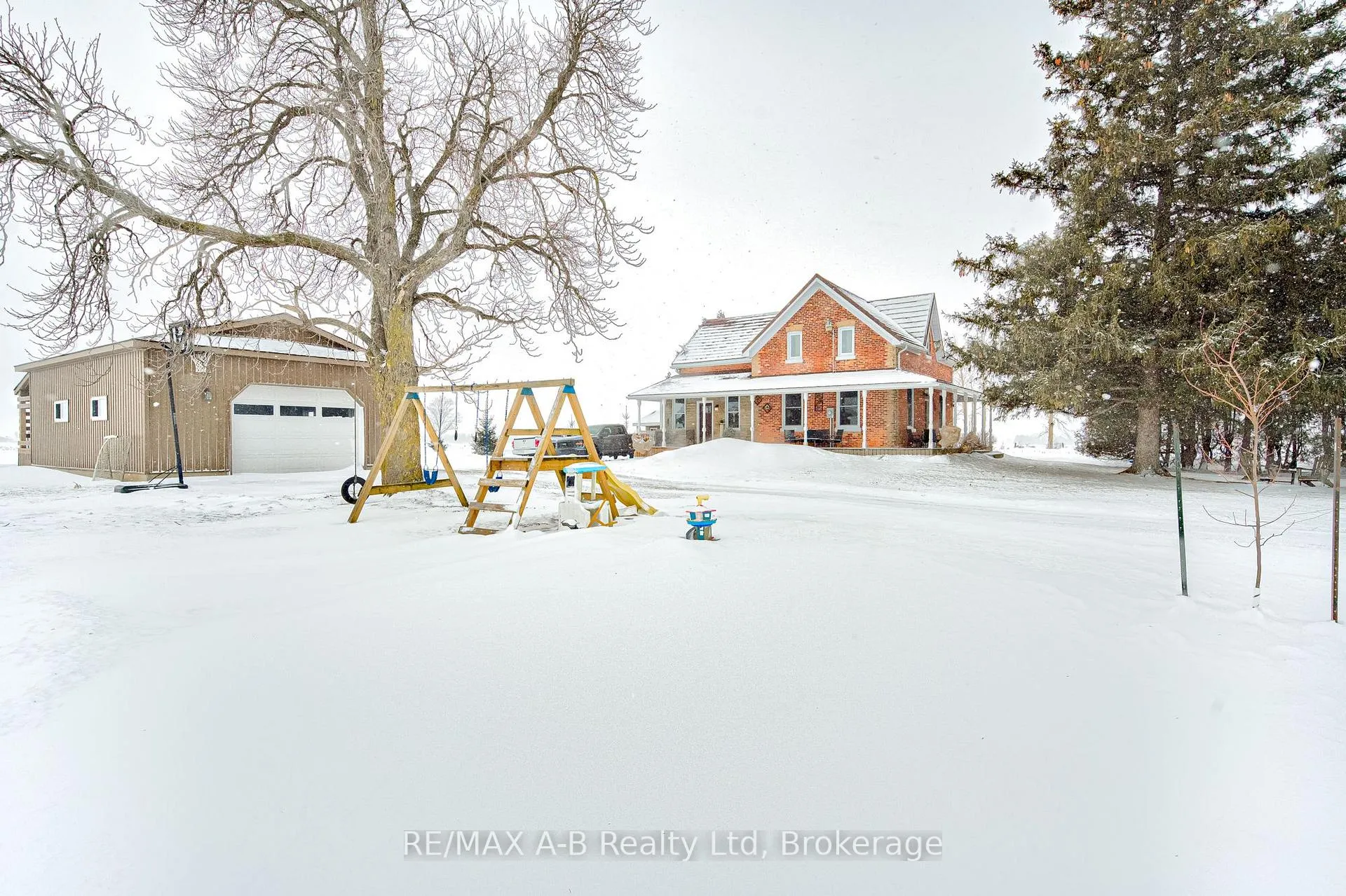Photo 32 of 6355 Perth Rd 55 Line, West Perth, Logan — HOMEH