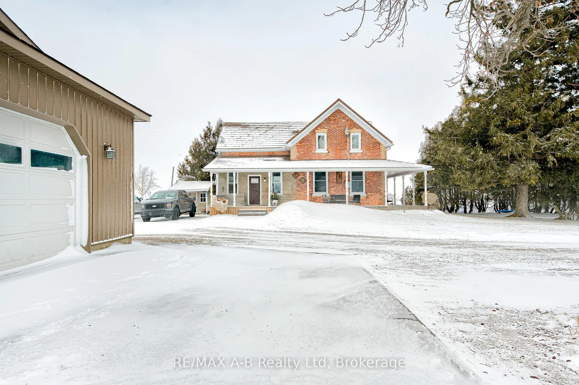 Photo 33 of 6355 Perth Rd 55 Line, West Perth, Logan — HOMEH
