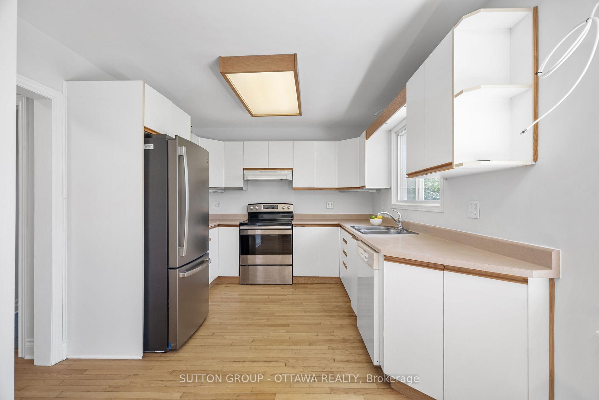 Photo 7 of 494 Pleasant Park Road, Ottawa, Alta Vista/Faircrest Heights — HOMEH