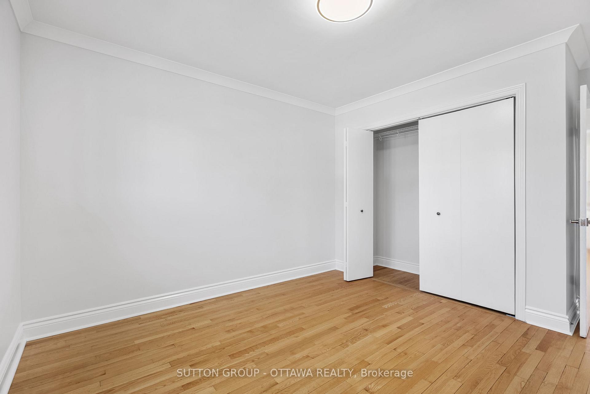 Photo 10 of 494 Pleasant Park Road, Ottawa, Alta Vista/Faircrest Heights — HOMEH