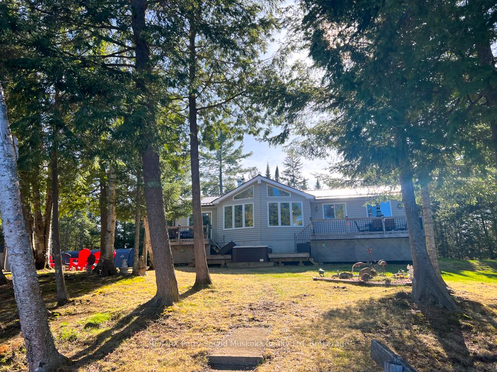Photo 1 of 471 North Meadowcove Road, Whitestone, Hagerman — HOMEH