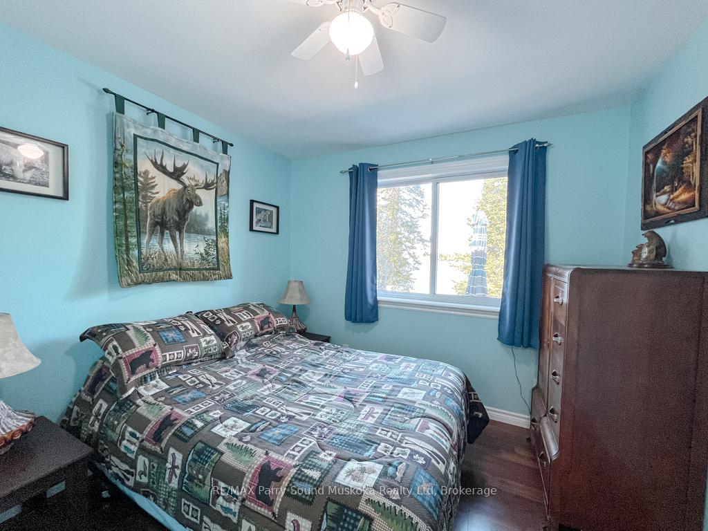 Photo 30 of 471 North Meadowcove Road, Whitestone, Hagerman — HOMEH