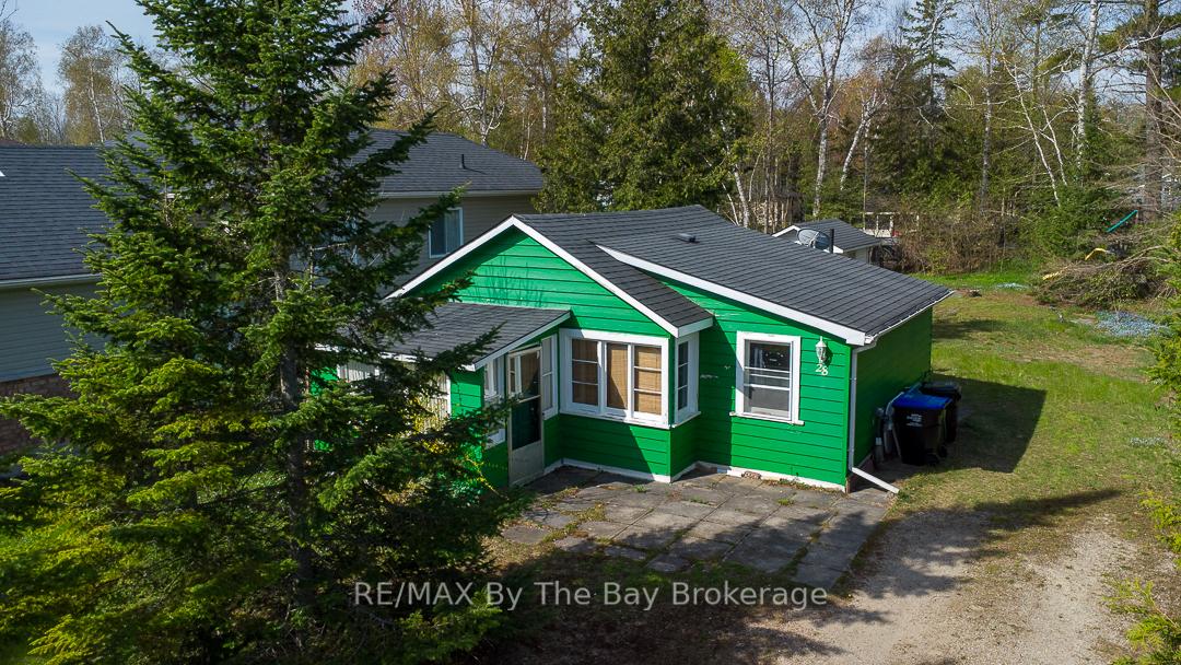 Photo 19 of 28 60th Street S, Wasaga Beach — HOMEH