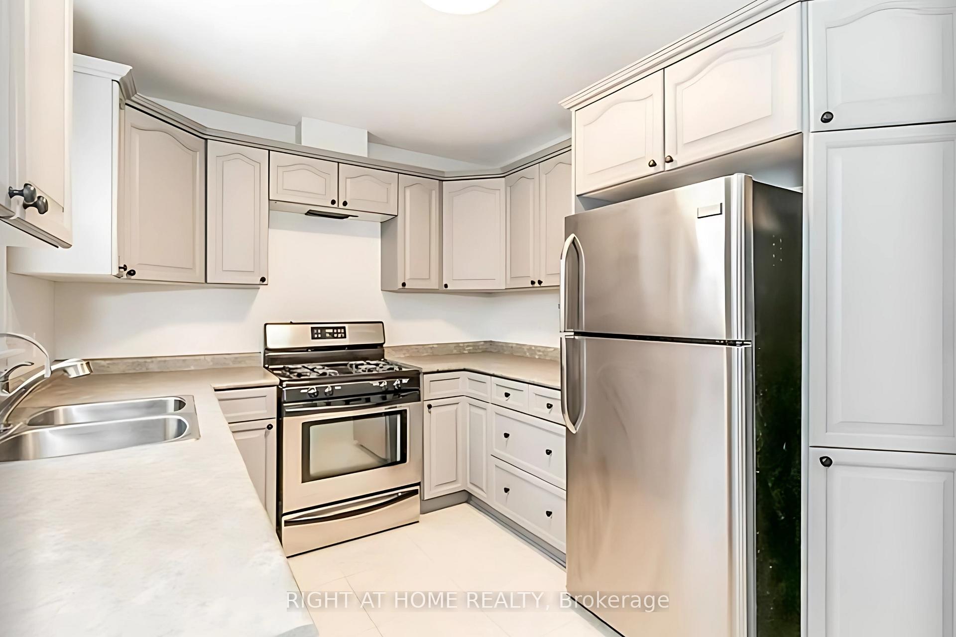 Photo 5 of Unit Upper, 5 Shannon Street, Barrie, Wellington — HOMEH