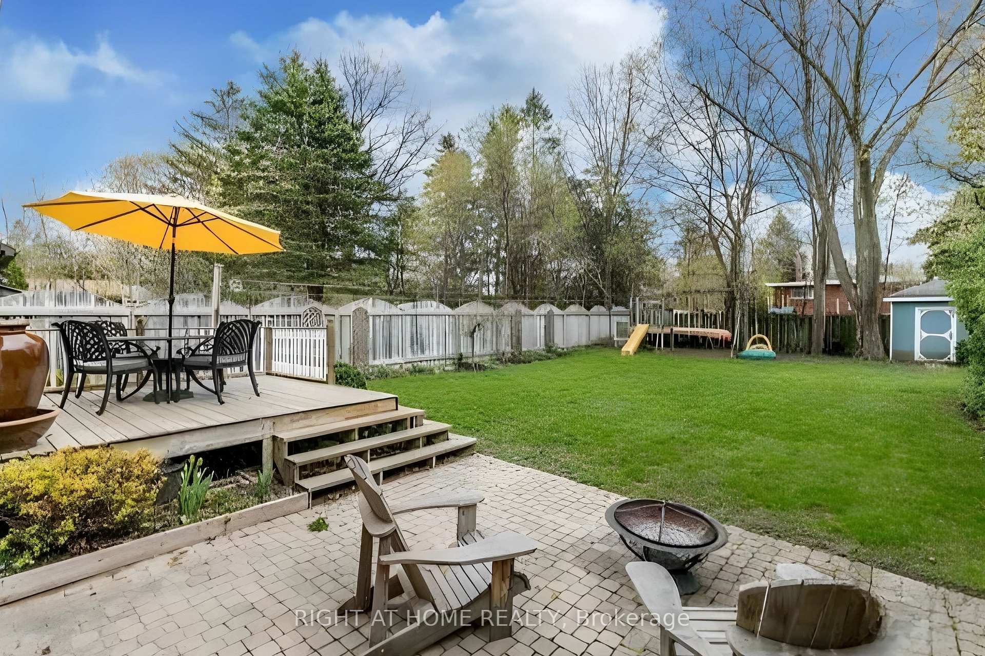 Photo 12 of Unit Upper, 5 Shannon Street, Barrie, Wellington — HOMEH
