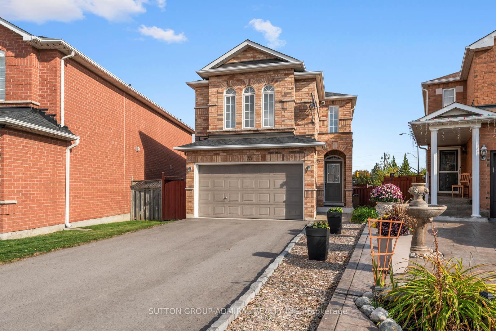 Photo 1 of 25 Umbria Crescent, Vaughan, West Woodbridge — HOMEH