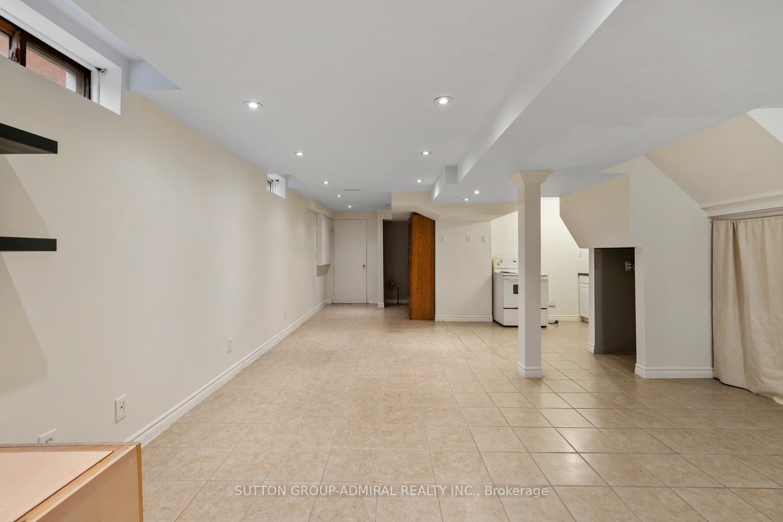 Photo 31 of 25 Umbria Crescent, Vaughan, West Woodbridge — HOMEH