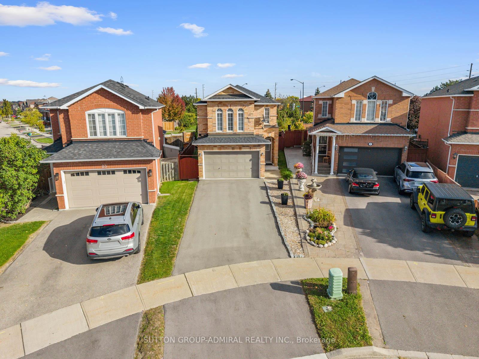 Photo 37 of 25 Umbria Crescent, Vaughan, West Woodbridge — HOMEH