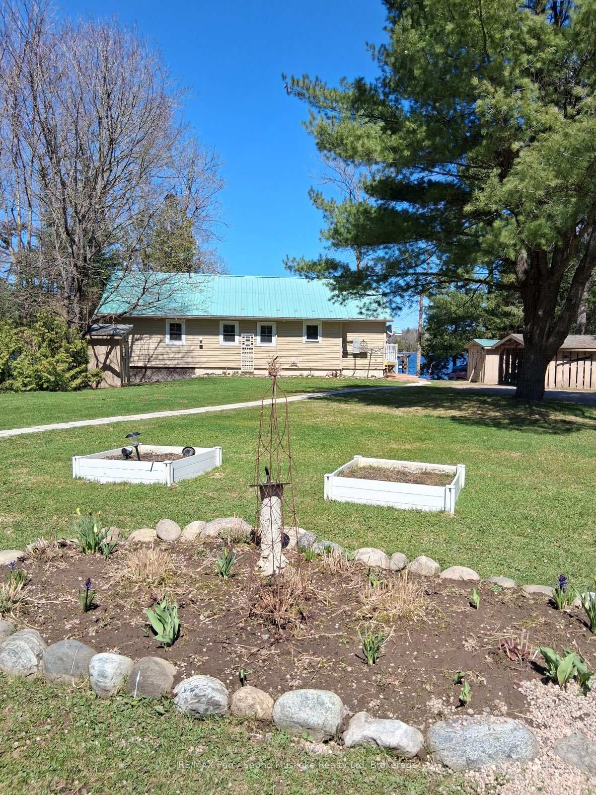 Photo 4 of 97 Farleys Road, Whitestone, Hagerman — HOMEH