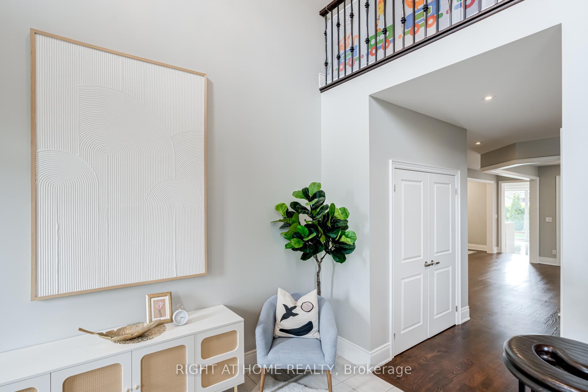 Photo 3 of 59 Garyscholl Road, Vaughan, Vellore Village — HOMEH
