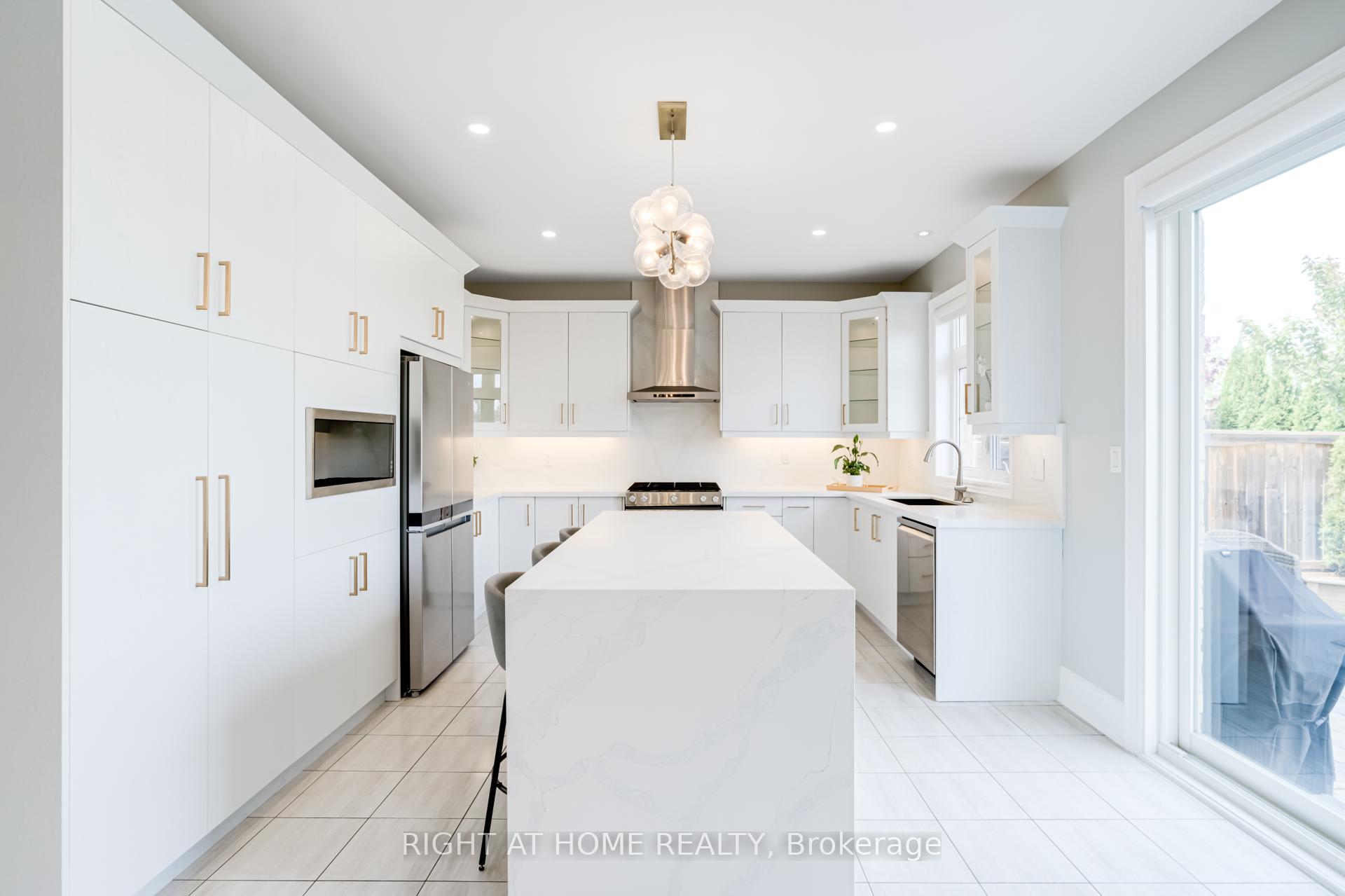 Photo 9 of 59 Garyscholl Road, Vaughan, Vellore Village — HOMEH