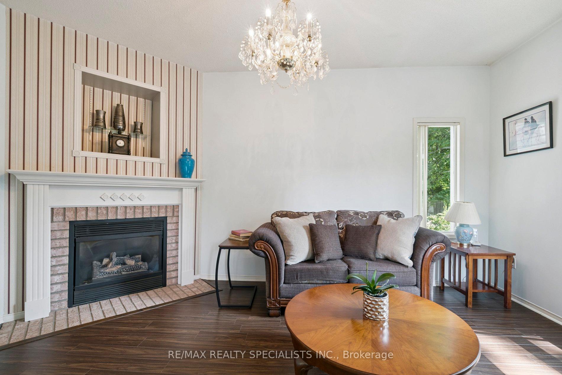 Photo 6 of 8 Brouwer Crescent, Wasaga Beach — HOMEH