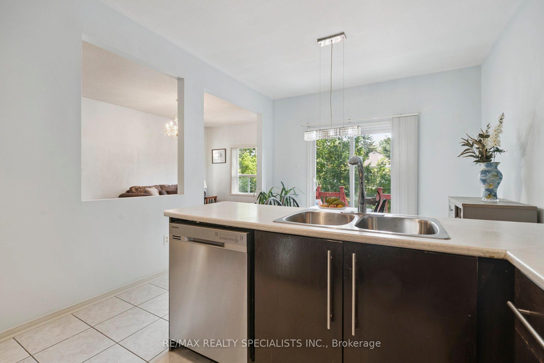 Photo 15 of 8 Brouwer Crescent, Wasaga Beach — HOMEH