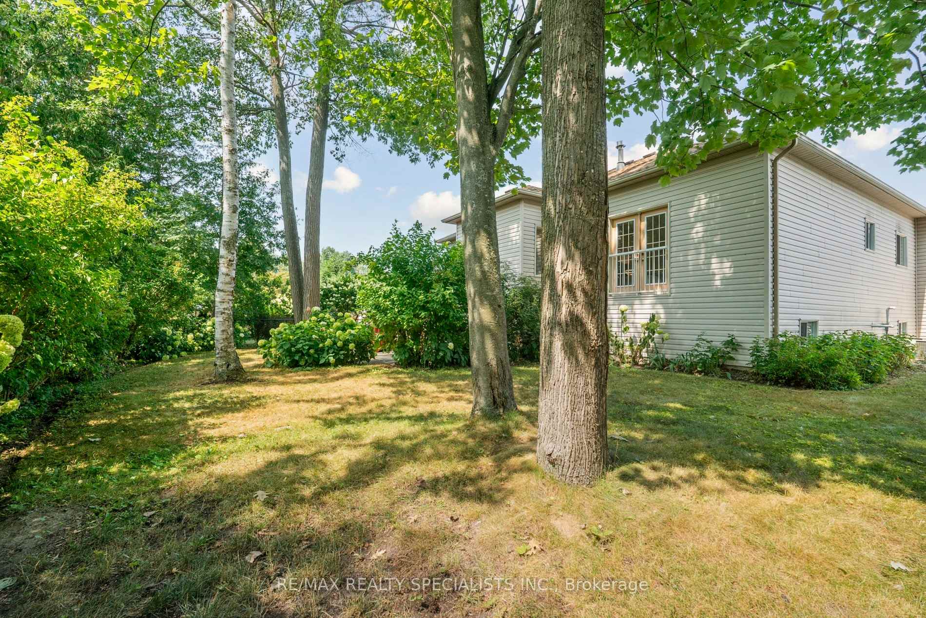Photo 37 of 8 Brouwer Crescent, Wasaga Beach — HOMEH