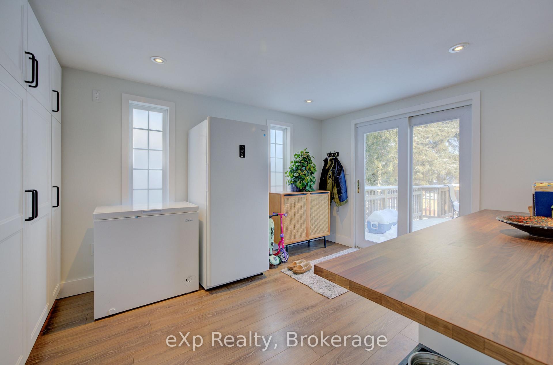 Photo 20 of Unit B, 586 Mount Anne Drive, Waterloo — HOMEH
