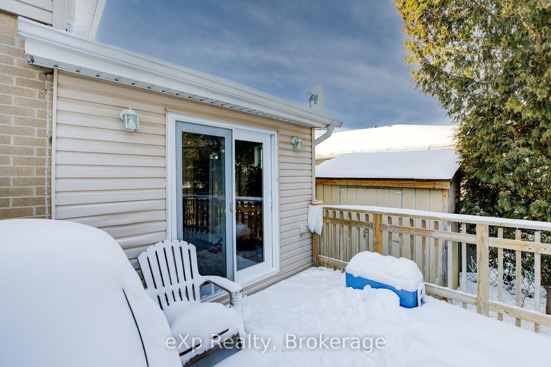 Photo 37 of Unit B, 586 Mount Anne Drive, Waterloo — HOMEH